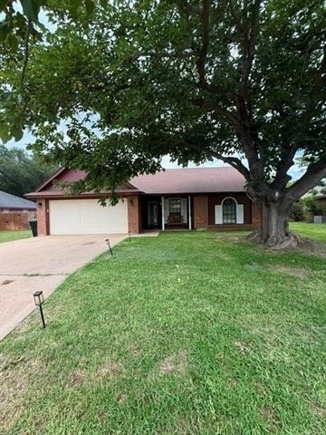 1717 Pemelton Drive - Photo 0