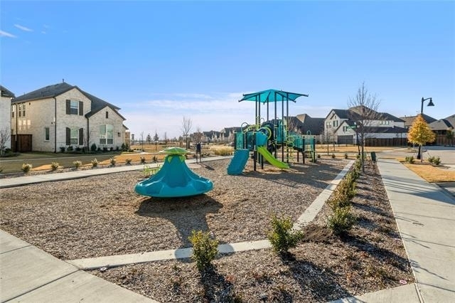 2612 Griffith Mews - Photo 18