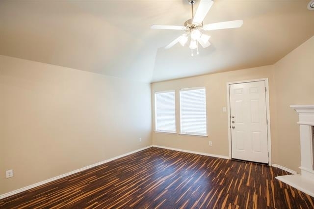 709 Alder Drive - Photo 3