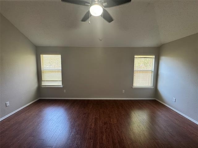 304 E Clover Park Drive - Photo 14