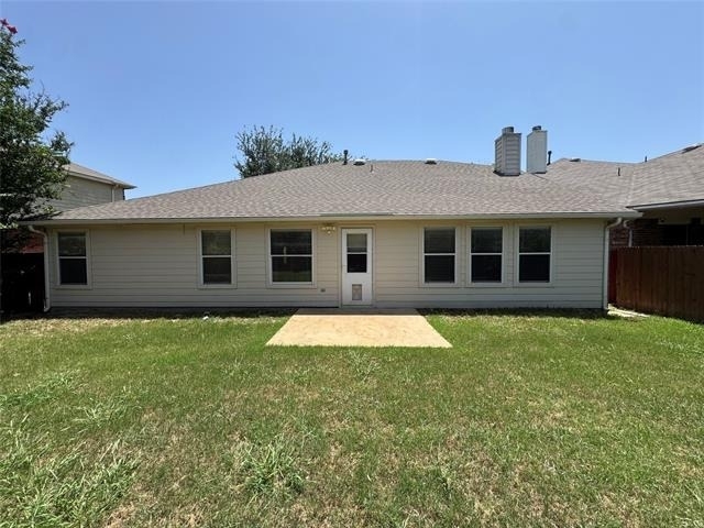 304 E Clover Park Drive - Photo 28