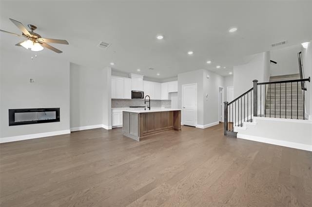 7929 Bayside Drive - Photo 5