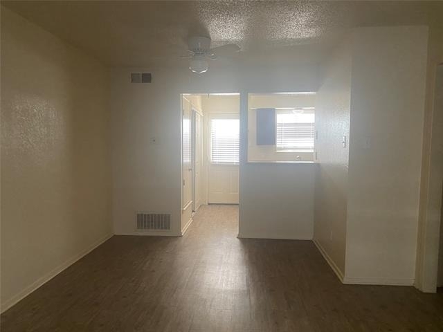 2826 Wimbledon Court - Photo 4