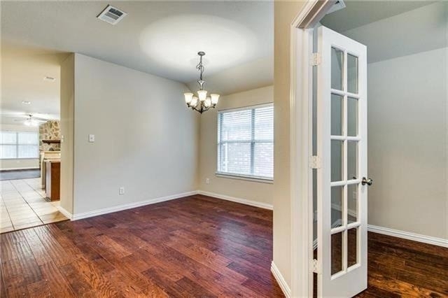 811 Creekside Drive - Photo 9