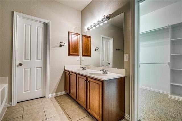 811 Creekside Drive - Photo 15
