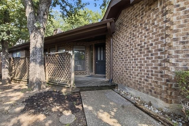 104 Summit Cove - Photo 0
