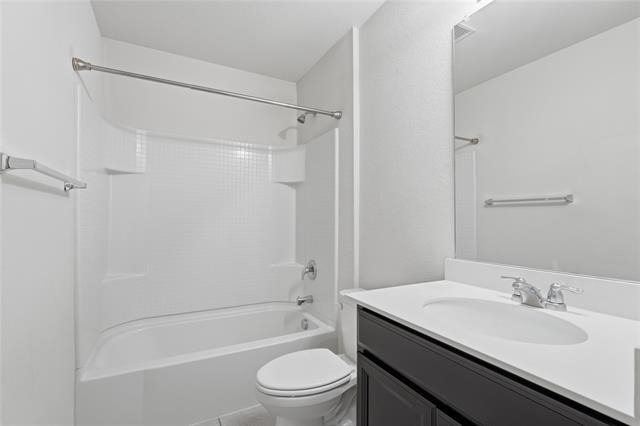 2207 Heaton Street - Photo 3