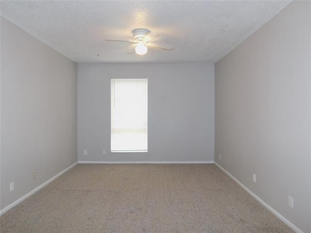 1915 Kingswood Court - Photo 10