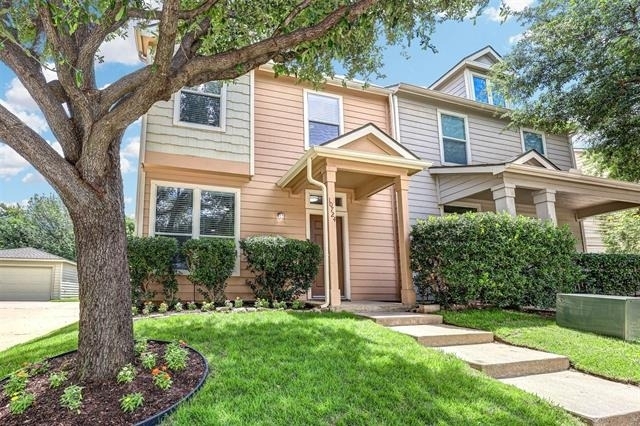 10724 Astor Drive - Photo 1