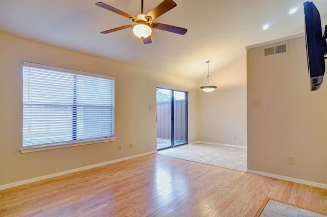 5700 Cedar Creek Drive - Photo 2