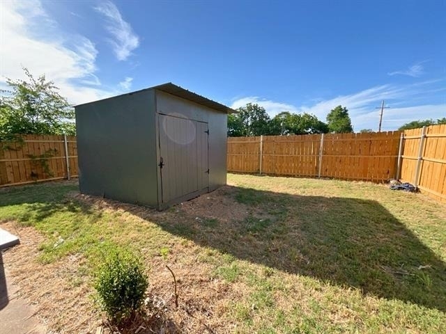 2308 Nw 20th Street - Photo 2