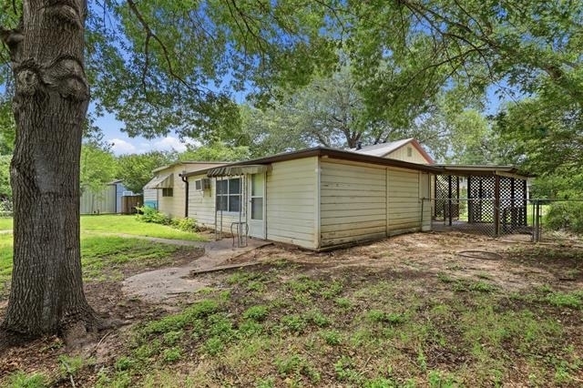 902 W Bridge Street - Photo 24