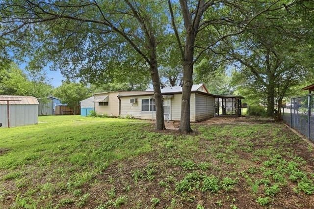 902 W Bridge Street - Photo 25