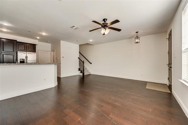5745 Headquarters Drive - Photo 3