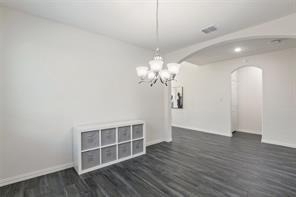 1413 Lake Grove Drive - Photo 10