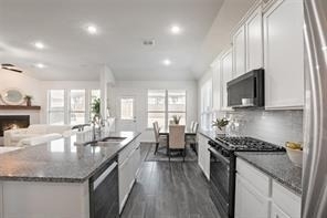 1413 Lake Grove Drive - Photo 5