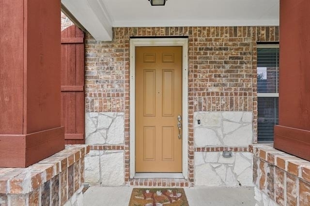 1605 Lisburn Drive - Photo 3