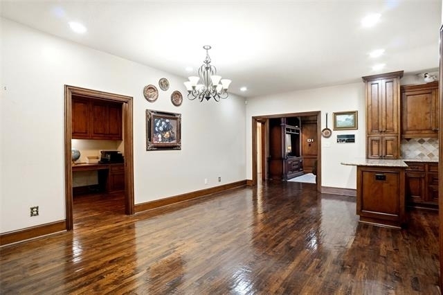 2412 Emerald Circle - Photo 9