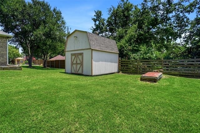 2412 Emerald Circle - Photo 36