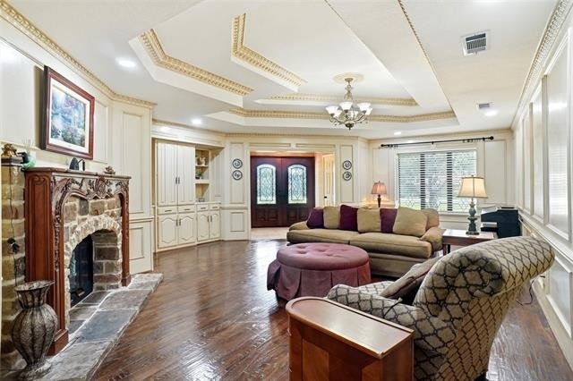 2412 Emerald Circle - Photo 5