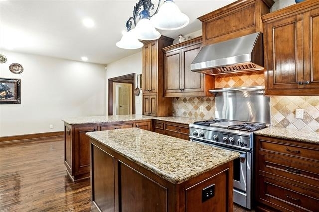 2412 Emerald Circle - Photo 14
