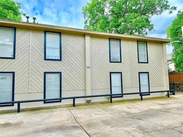 705 Gregg Street - Photo 0