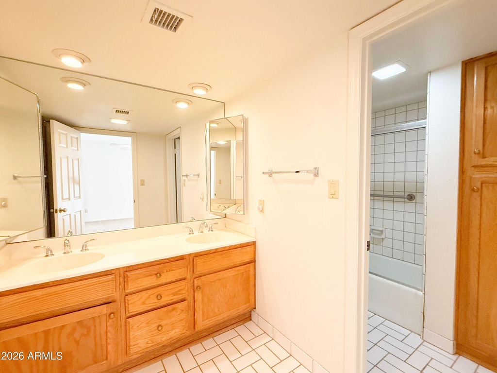 15076 N Escondido Drive - Photo 11