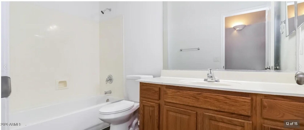 12420 W Woodland Avenue - Photo 11