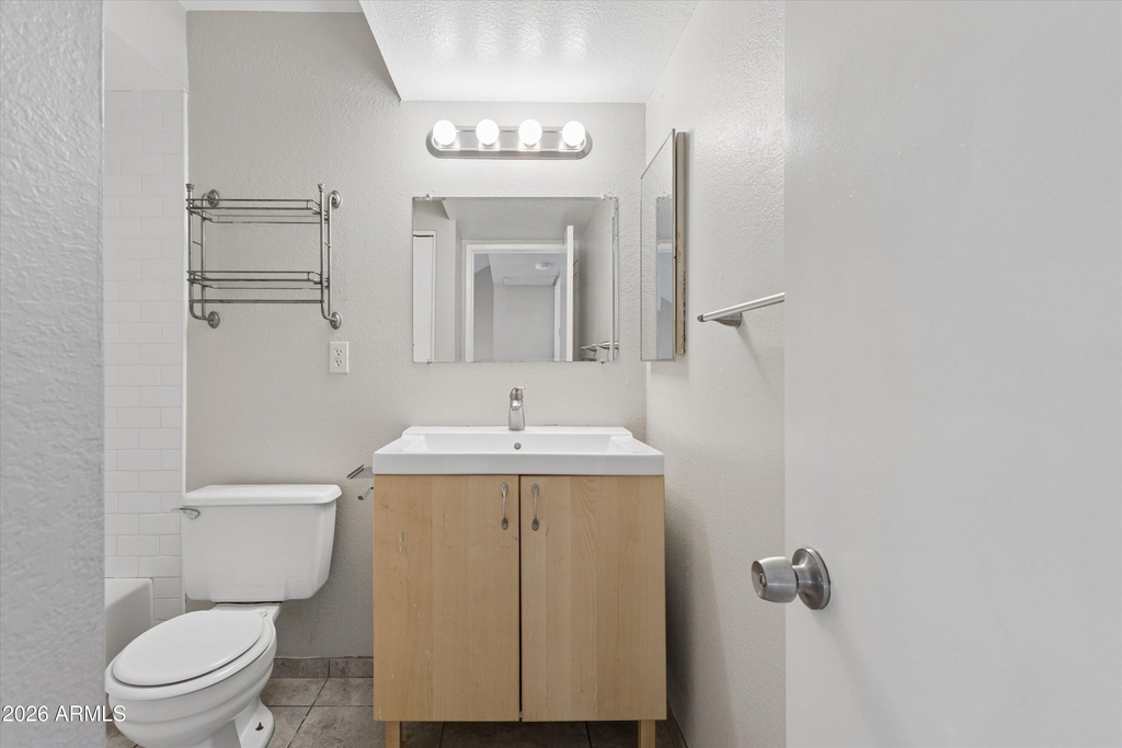 407 E Pecan Road - Photo 16