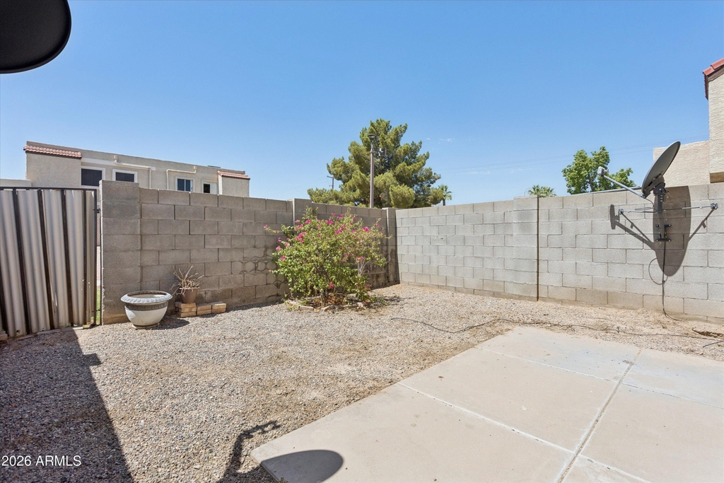 407 E Pecan Road - Photo 22