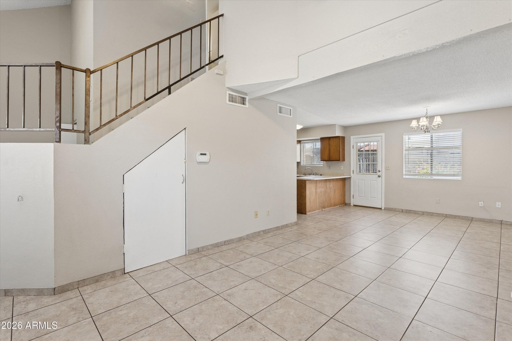 407 E Pecan Road - Photo 6