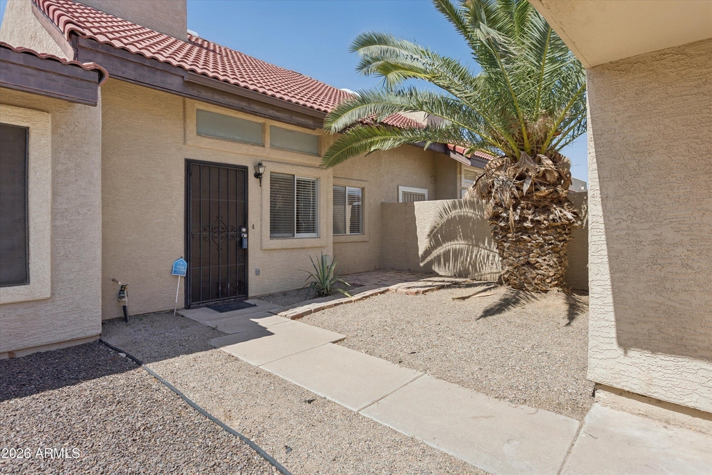 407 E Pecan Road - Photo 4