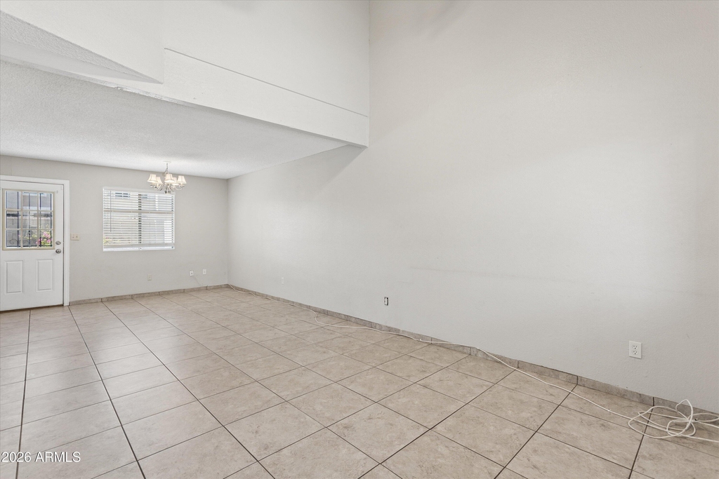 407 E Pecan Road - Photo 5