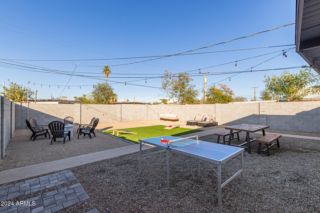 930 E Henry Street - Photo 19