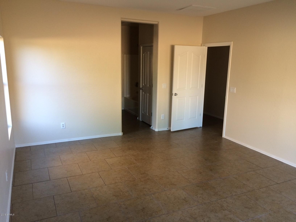 11835 N 151st Drive - Photo 9