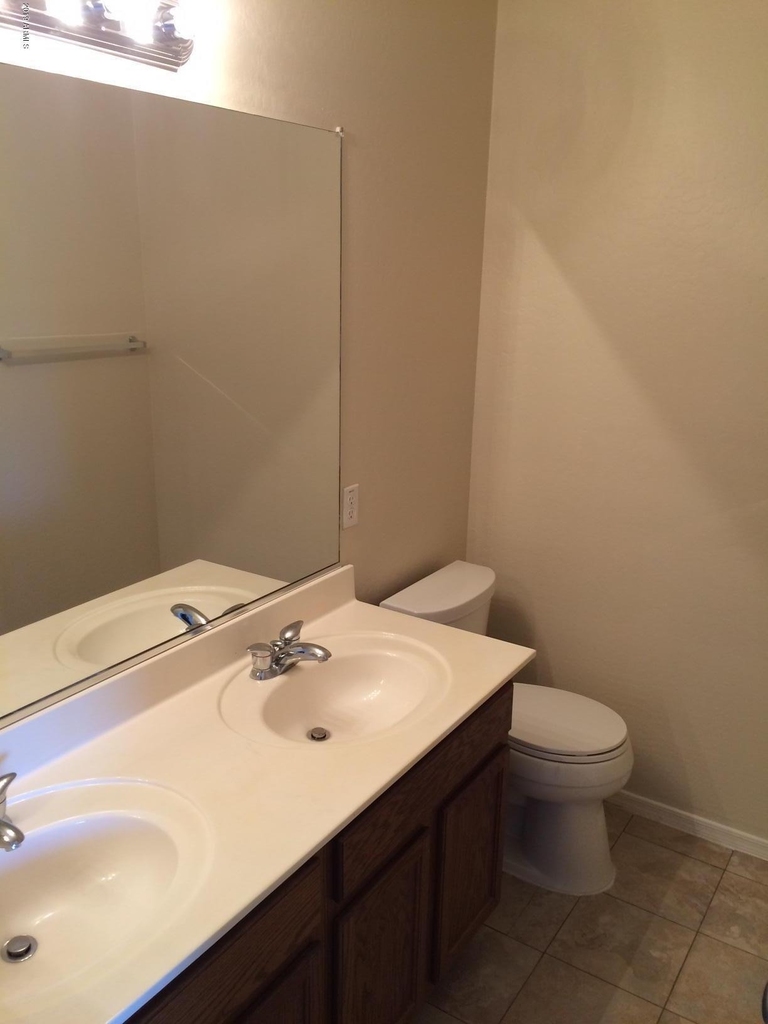11835 N 151st Drive - Photo 7