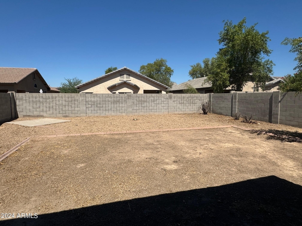 11630 W Washington Street - Photo 14