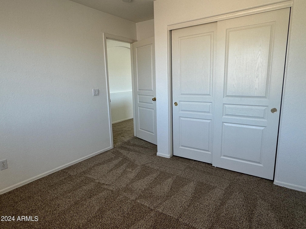 11630 W Washington Street - Photo 9