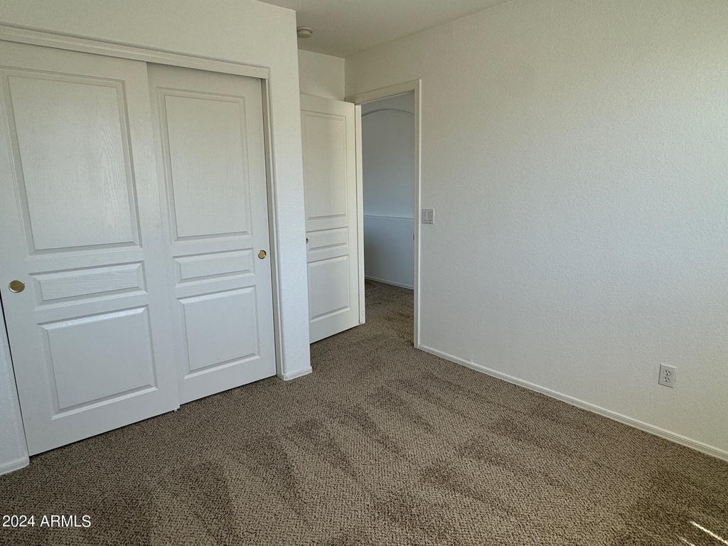 11630 W Washington Street - Photo 5