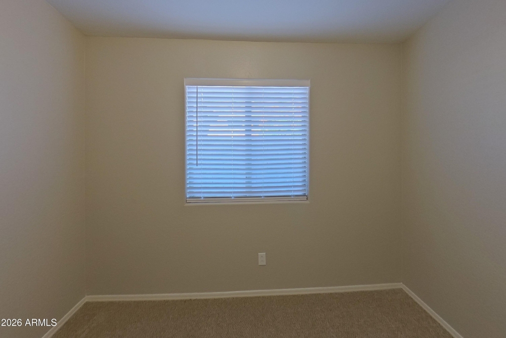 45539 W Sky Lane - Photo 11