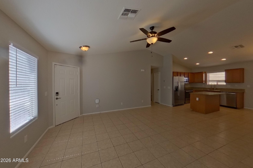 39964 W Sanders Way - Photo 1