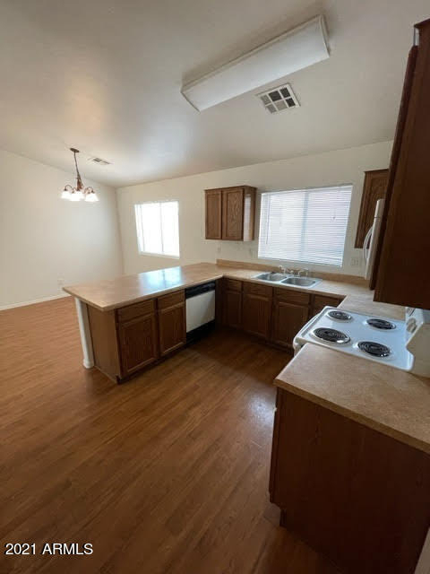 23438 W Cocopah Street - Photo 6