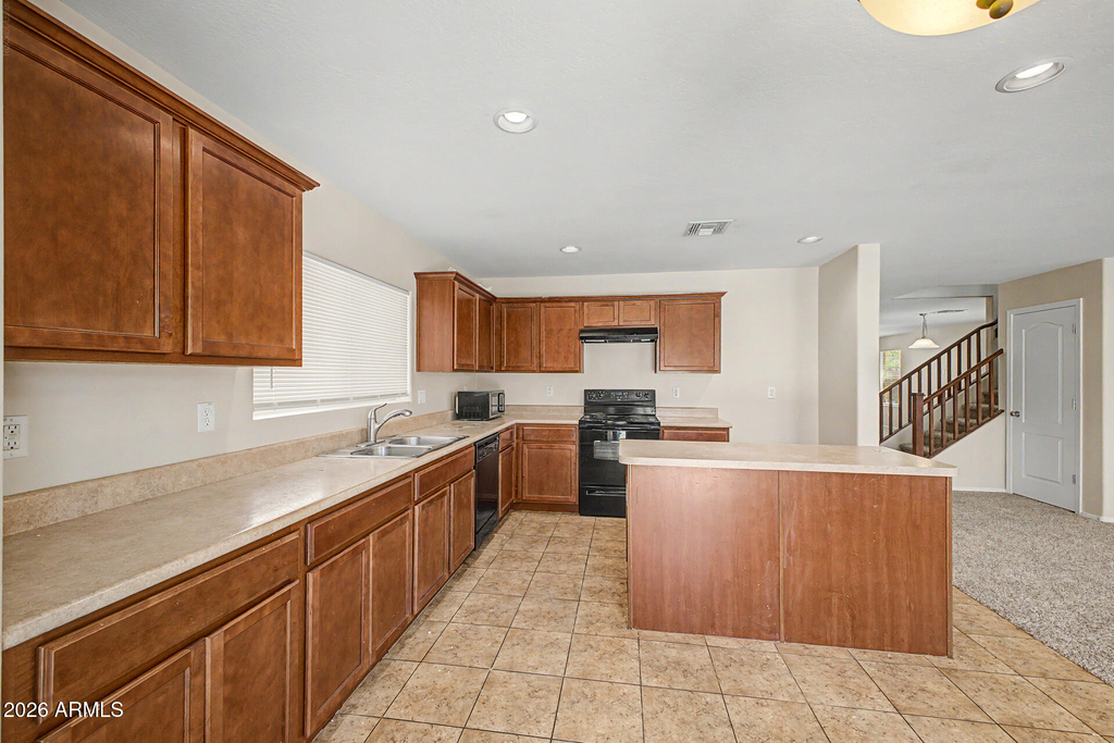17118 N 184th Lane - Photo 10
