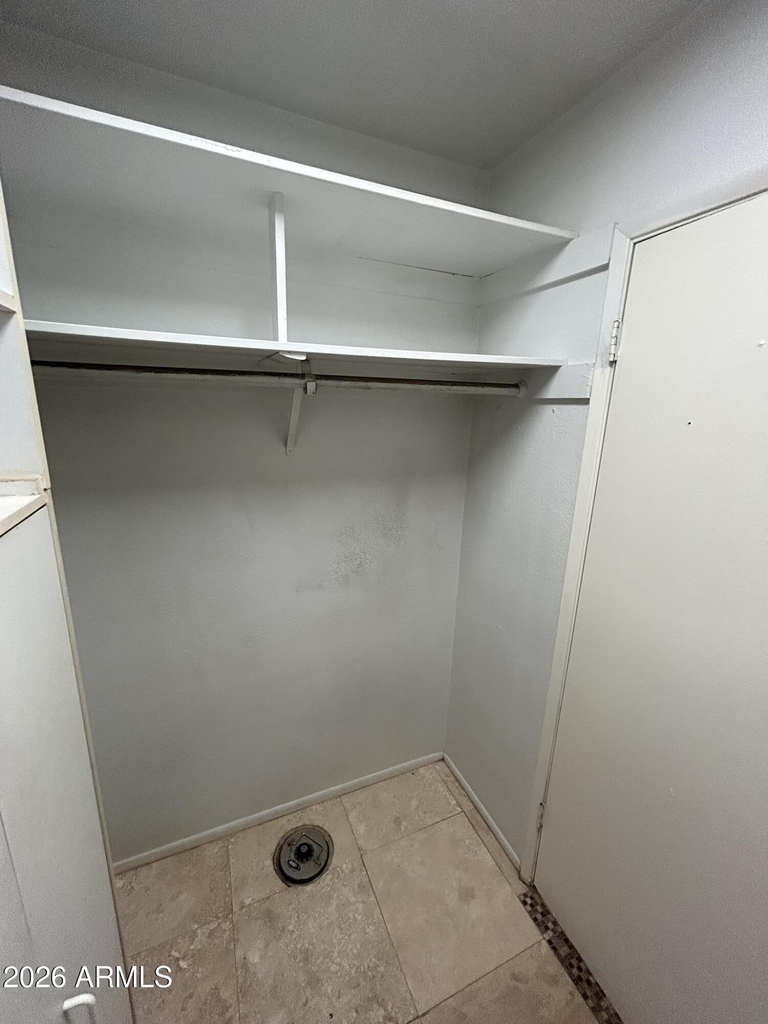 5100 N Miller Road - Photo 37
