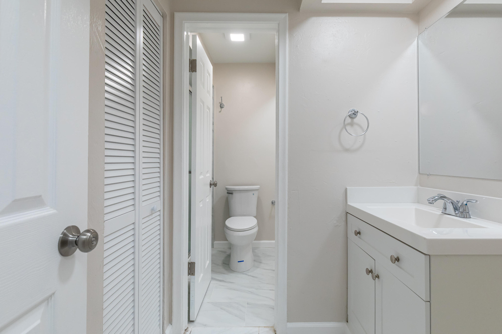 7750 Sw 10th Court - Photo 24