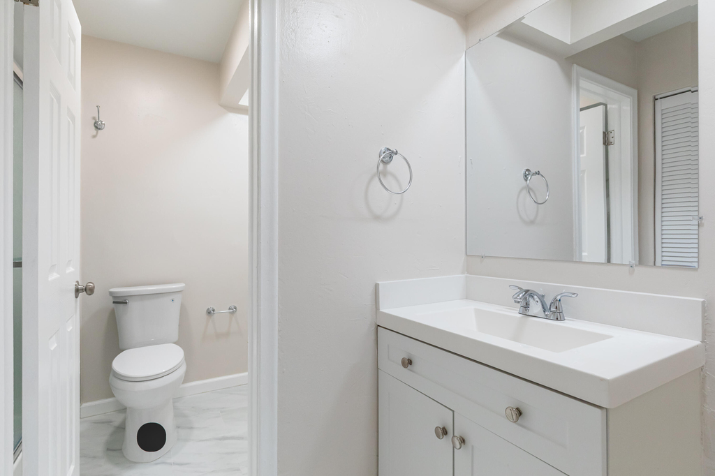 7750 Sw 10th Court - Photo 25