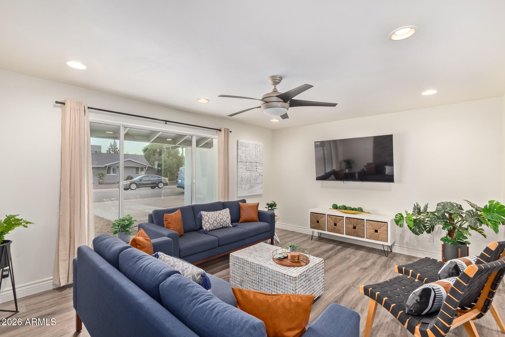 8442 E Holly Street - Photo 1