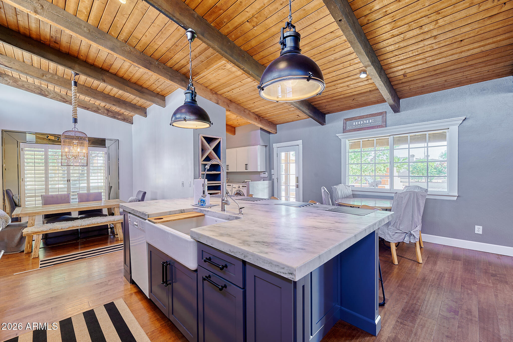 12617 N 71st Street - Photo 2