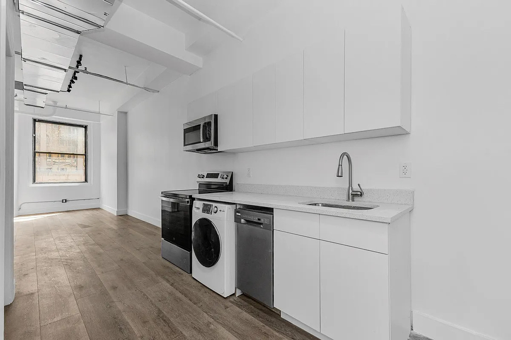 255 West 36th Street - Photo 0