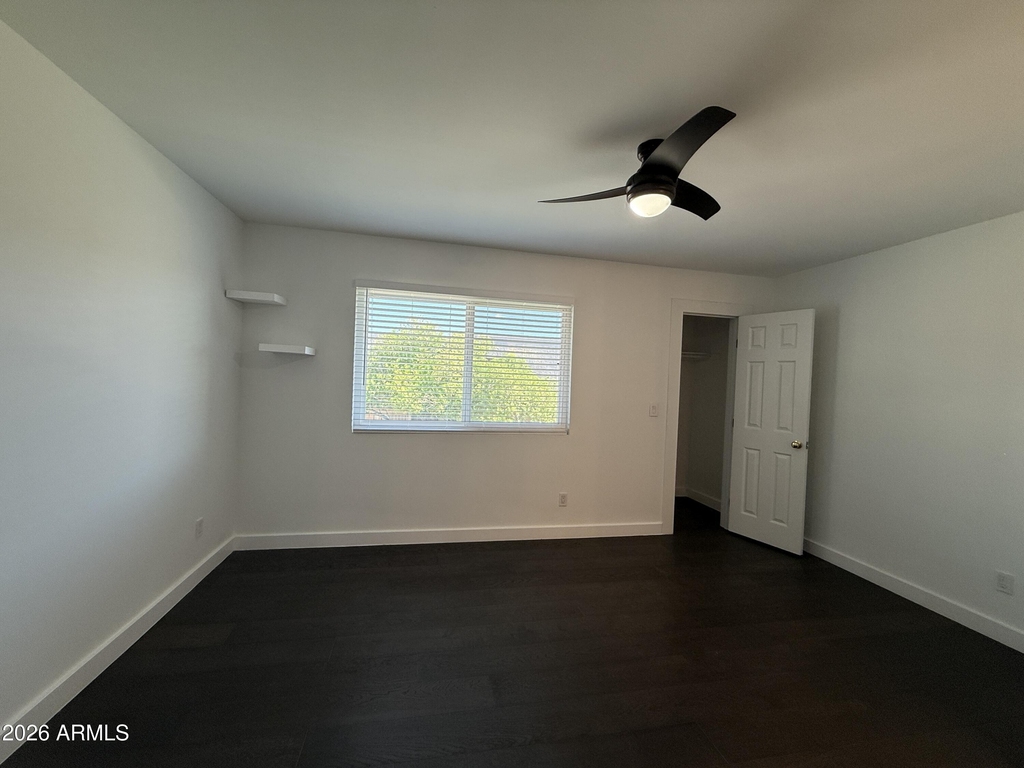 812 W 14th Street - Photo 22